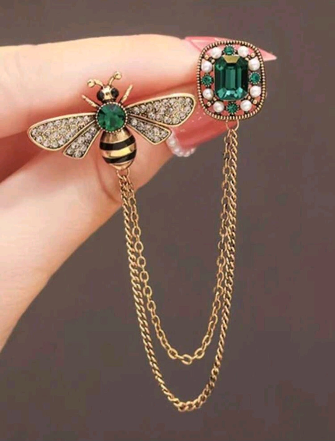MELIA EMERALD PIN
