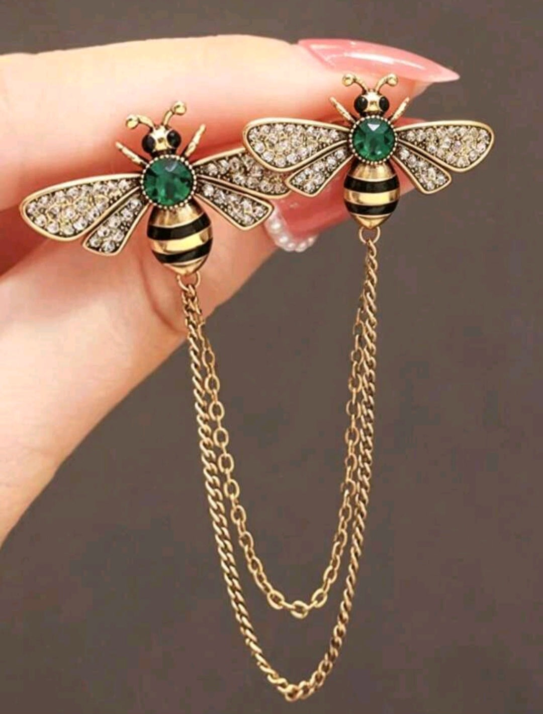 MELIA BEE BROOCH